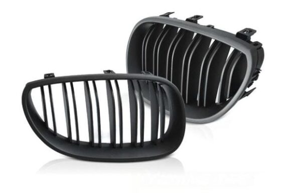 Grill BMW E60/E61 03-10 Sport Style Double Bar Matt Svart – bilde 1 av 2
