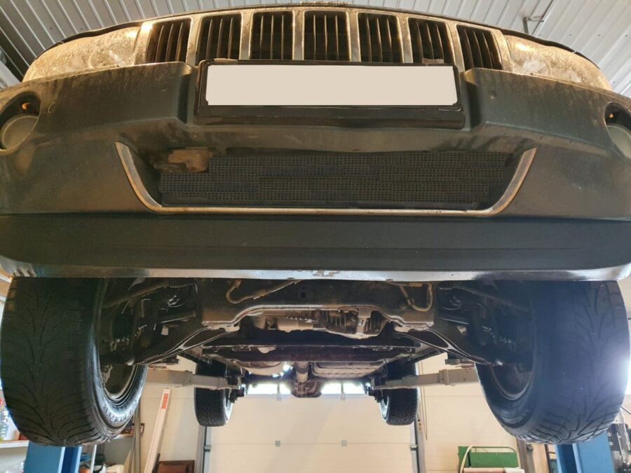 Motordeksel i Stål Jeep Grand Cherokee 2005-2010 – bilde 8 av 9