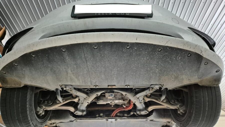Frontdeksel for elmotor Tesla Model Y AWD 2020-2024 – bilde 5 av 6