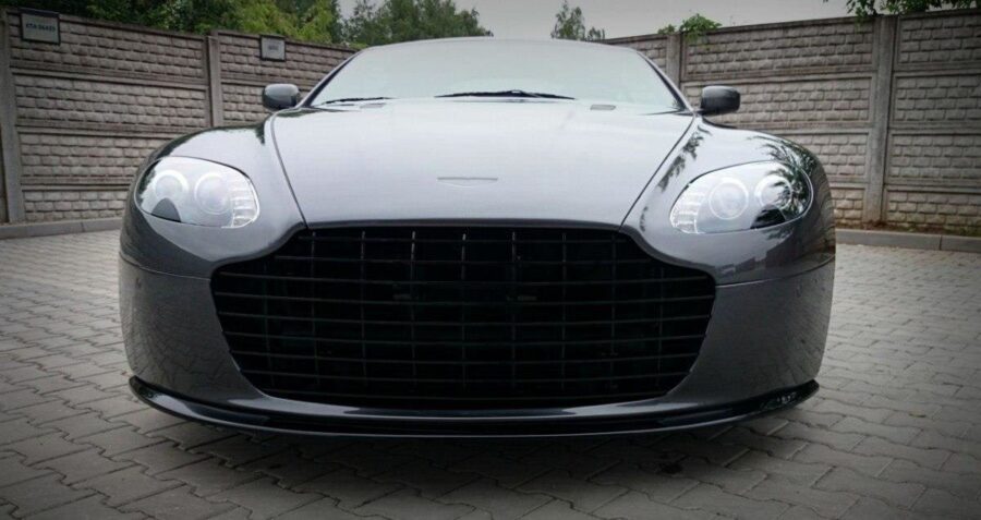 Frontleppe Aston Martin V8 Vantage – bilde 1 av 2