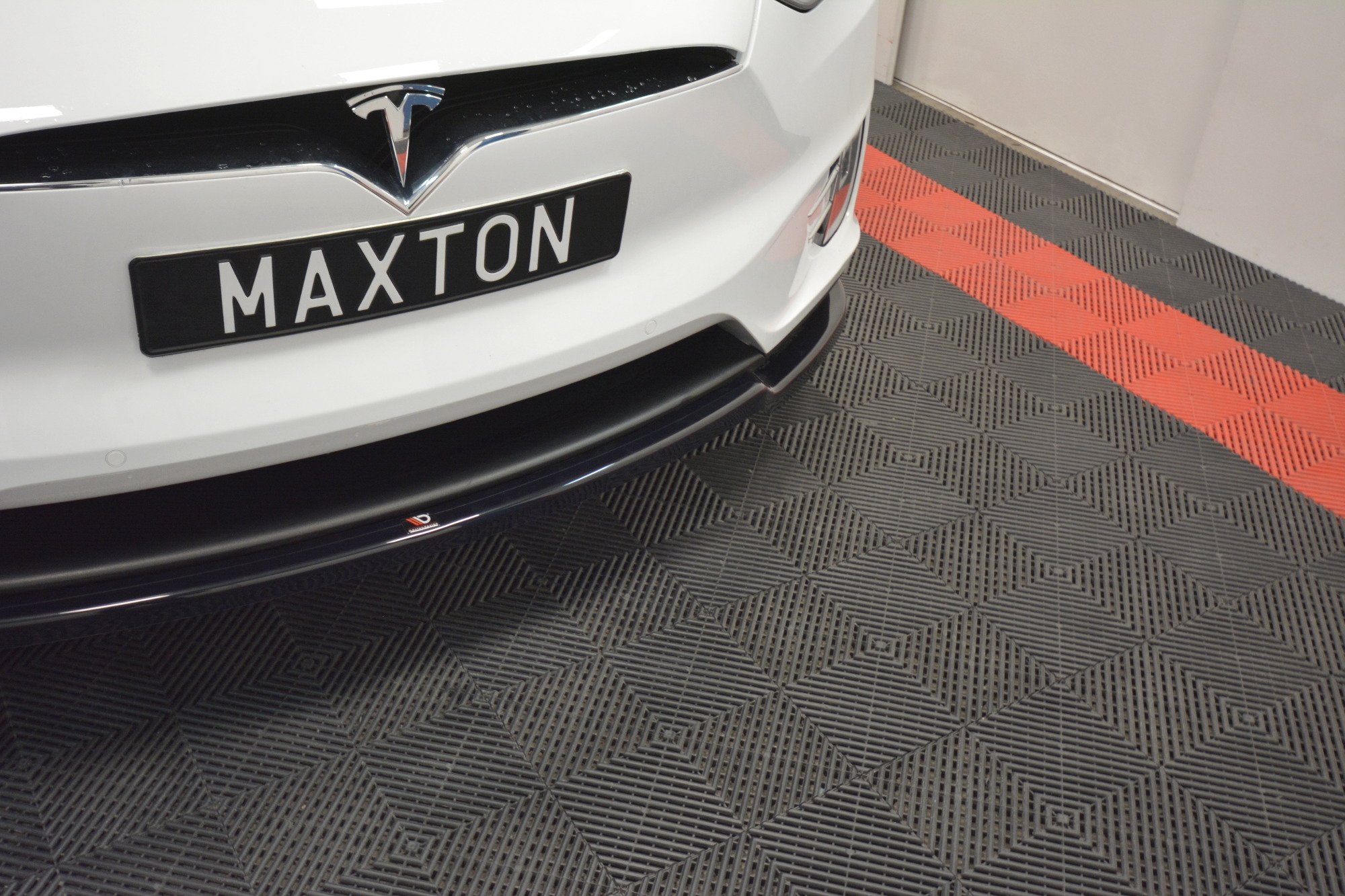 Frontleppe V.1 Tesla Model X - Bilde 2