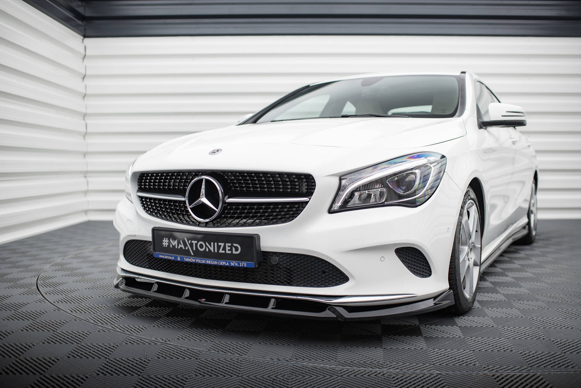 Frontleppe Mercedes-Benz CLA C117 Facelift