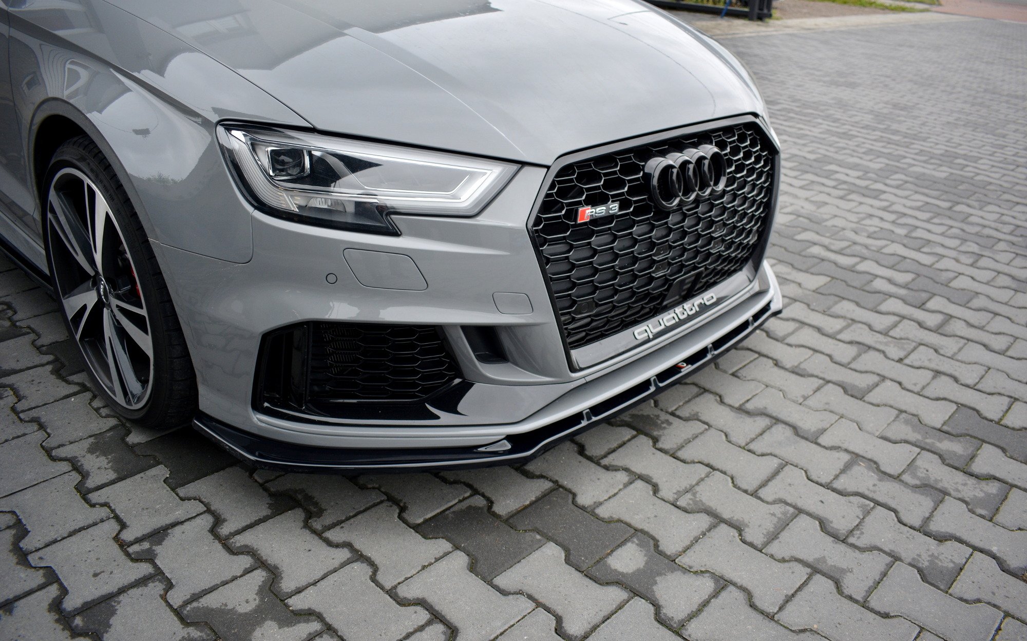 Frontleppe V.1 Audi RS3 8V FL Sedan - Bilde 2
