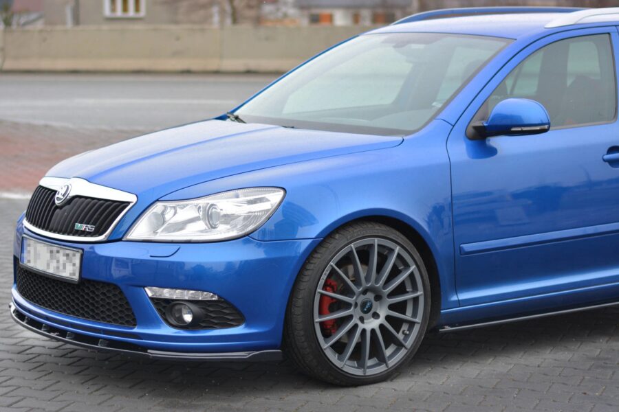 Frontleppe Skoda Octavia RS Mk2 FL V.1 – bilde 1 av 6