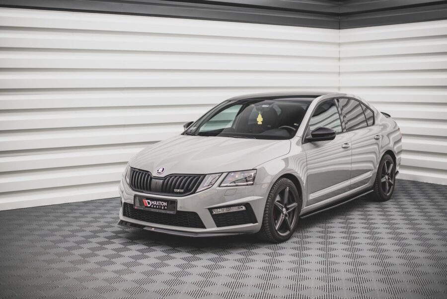 Frontleppe Skoda Octavia RS Mk3 Facelift V.1 – bilde 1 av 5