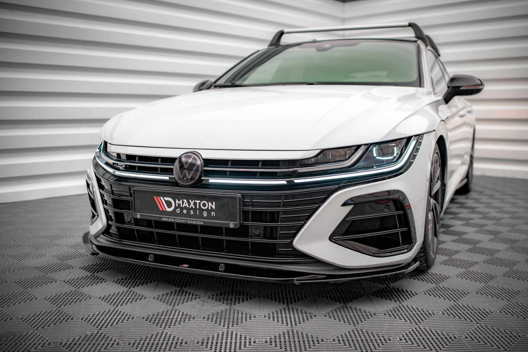 Frontleppe V.1 Volkswagen Arteon R