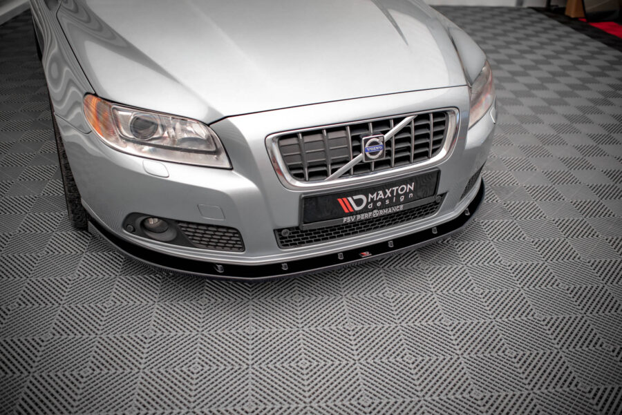 Frontleppe Volvo V70 Mk3 V.1 – bilde 1 av 5