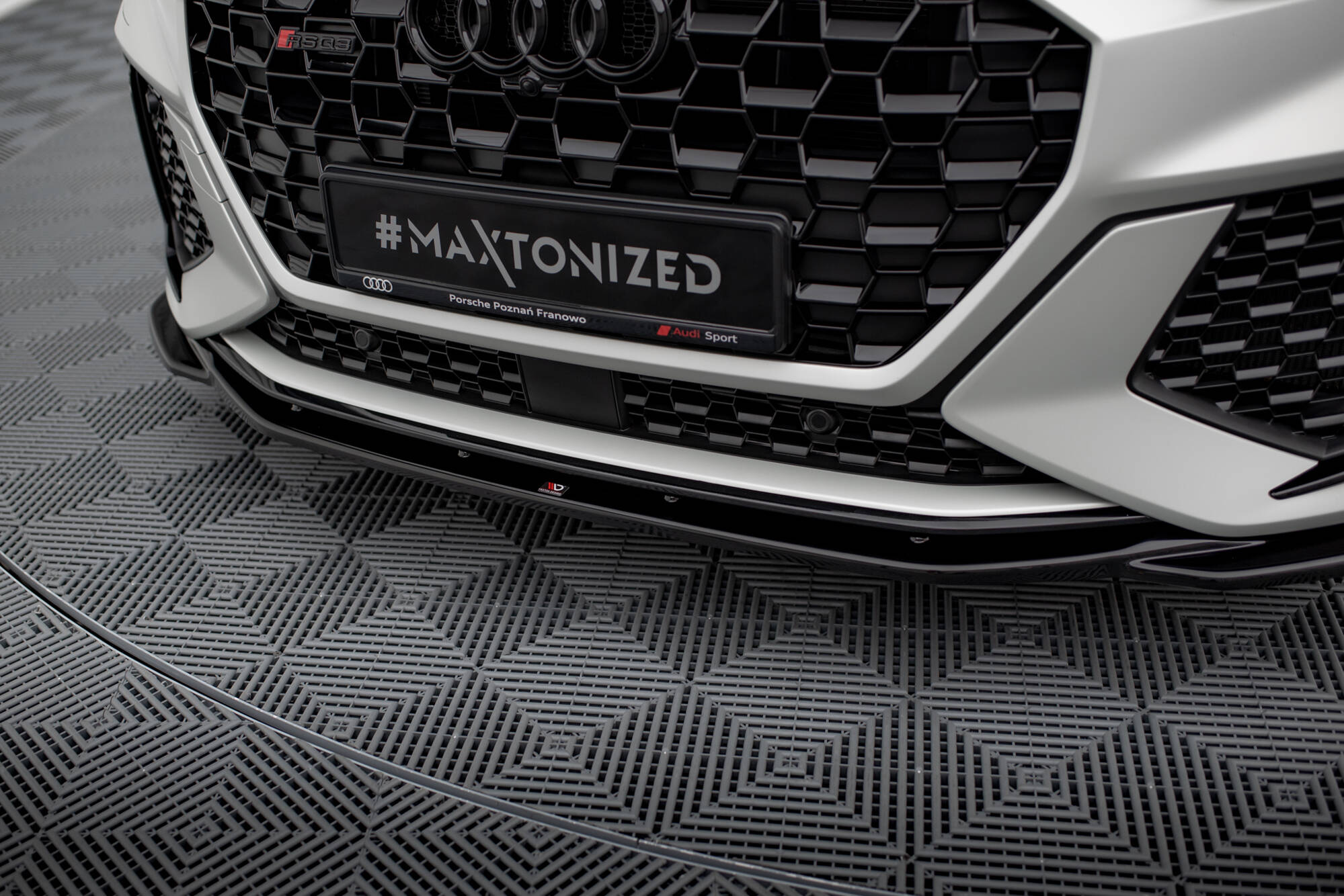 Frontleppe V.2 Audi RSQ3 F3 - Bilde 3