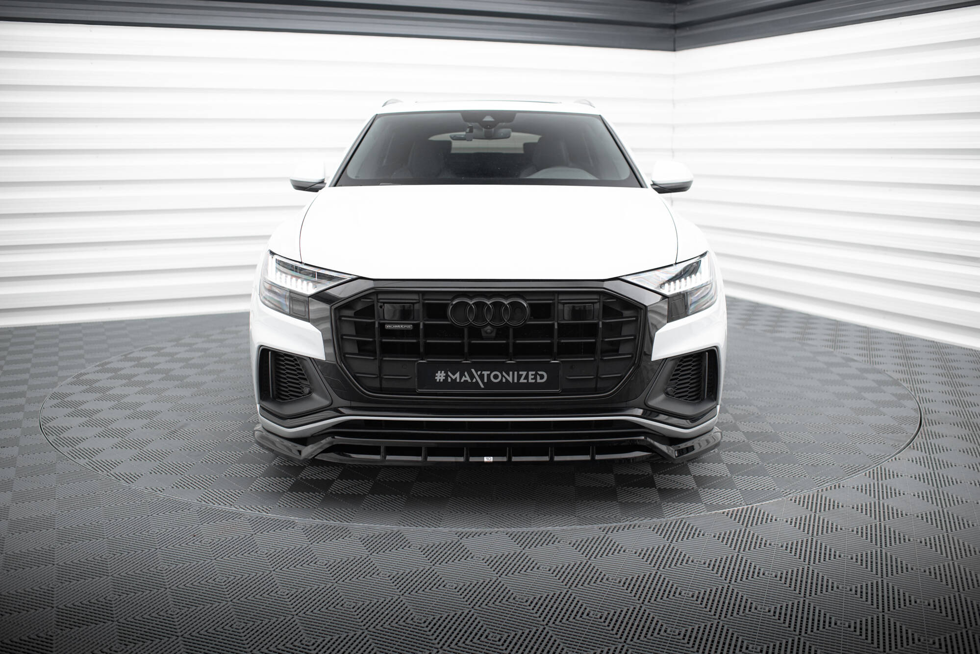 Frontleppe V.2 Audi SQ8 / Q8 S-Line Mk1 - Bilde 2