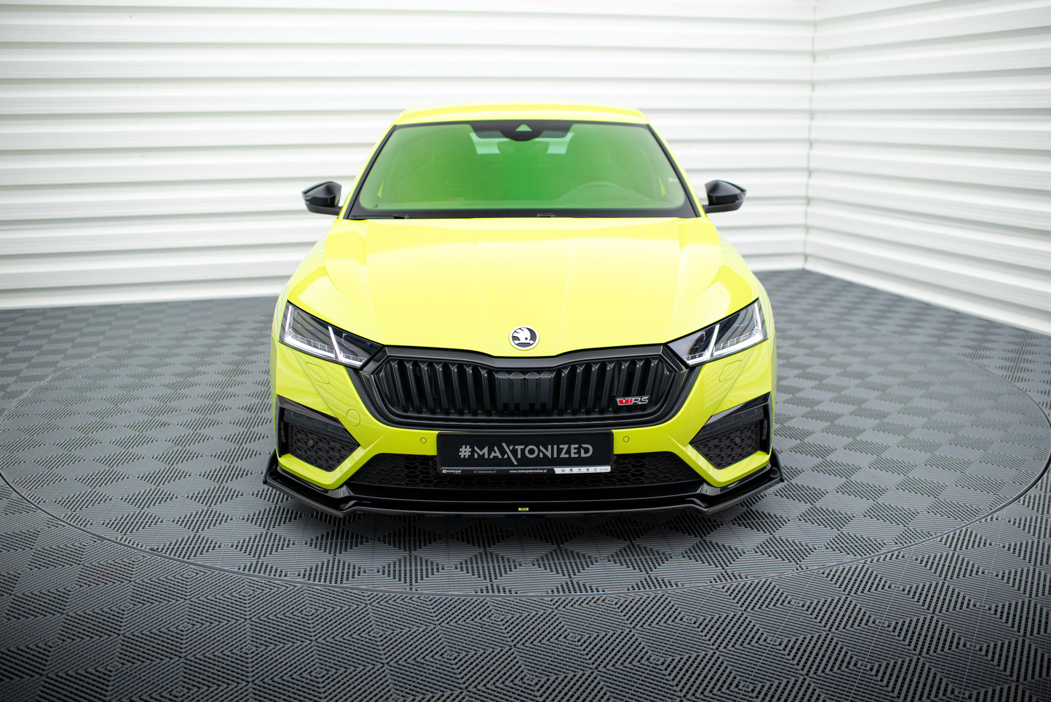 Frontleppe Med Flaps Skoda Octavia RS Mk4 V.2 - Bilde 2