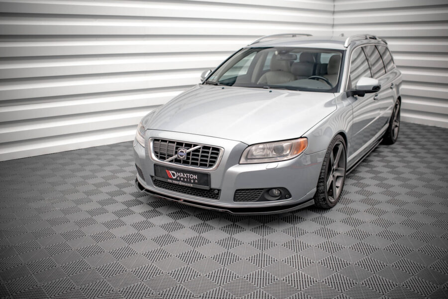 Frontleppe Volvo V70 Mk3 V.2 – bilde 1 av 5