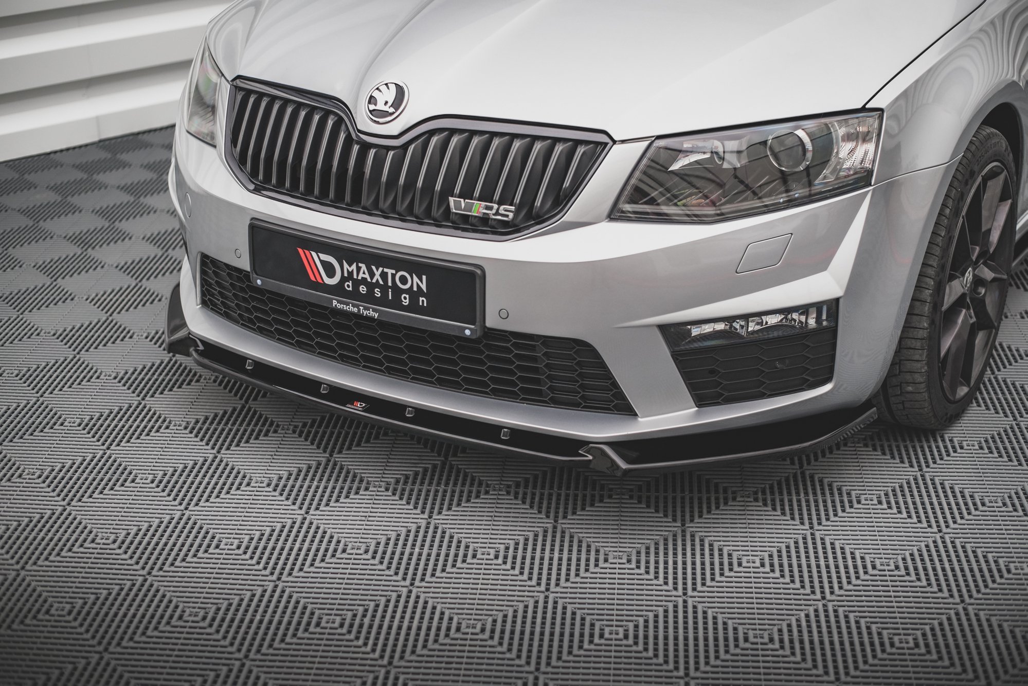 Frontleppe V.3 Skoda Octavia RS Mk3 - Bilde 3