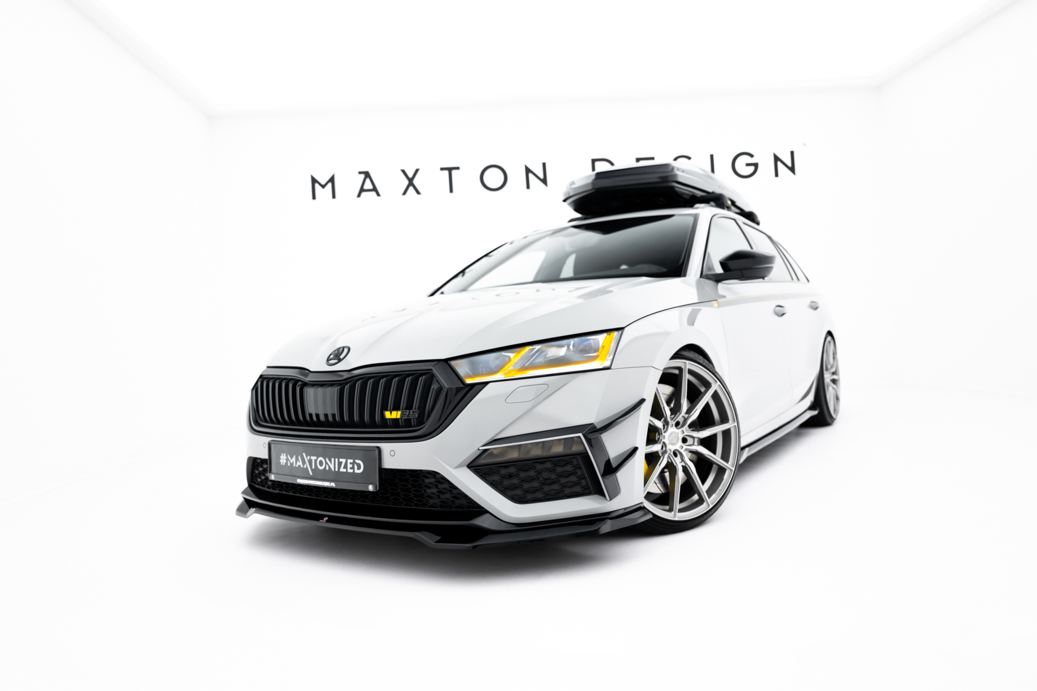 Frontleppe V.4 Skoda Octavia RS Mk4 - Bilde 4