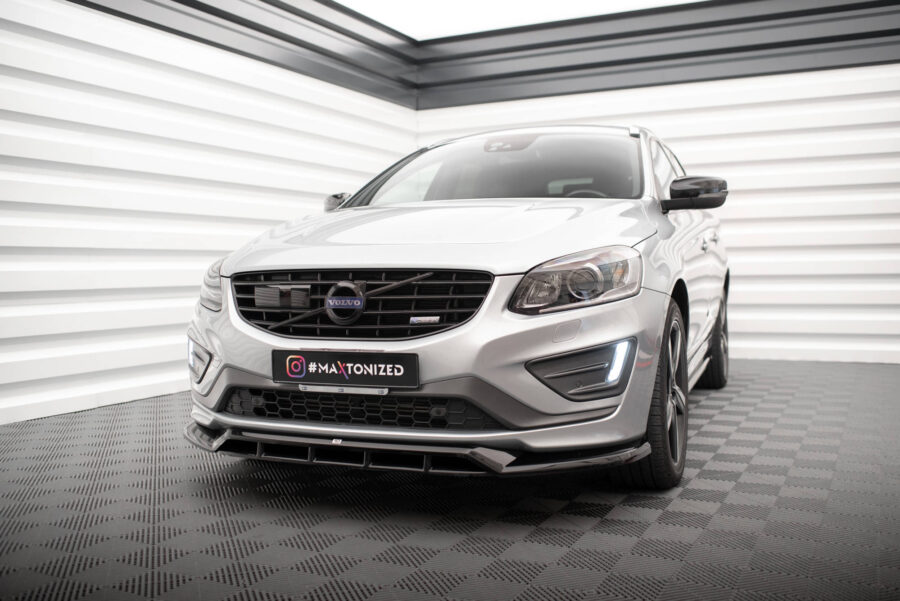 Frontleppe Volvo XC60 R-Design Mk1 Facelift – bilde 1 av 5