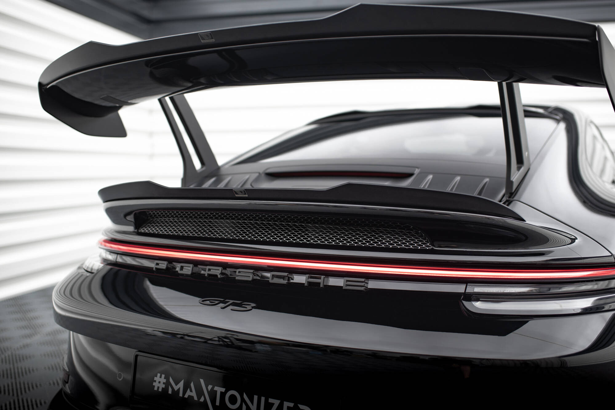 Nedre spoiler Porsche 911 992 GT3