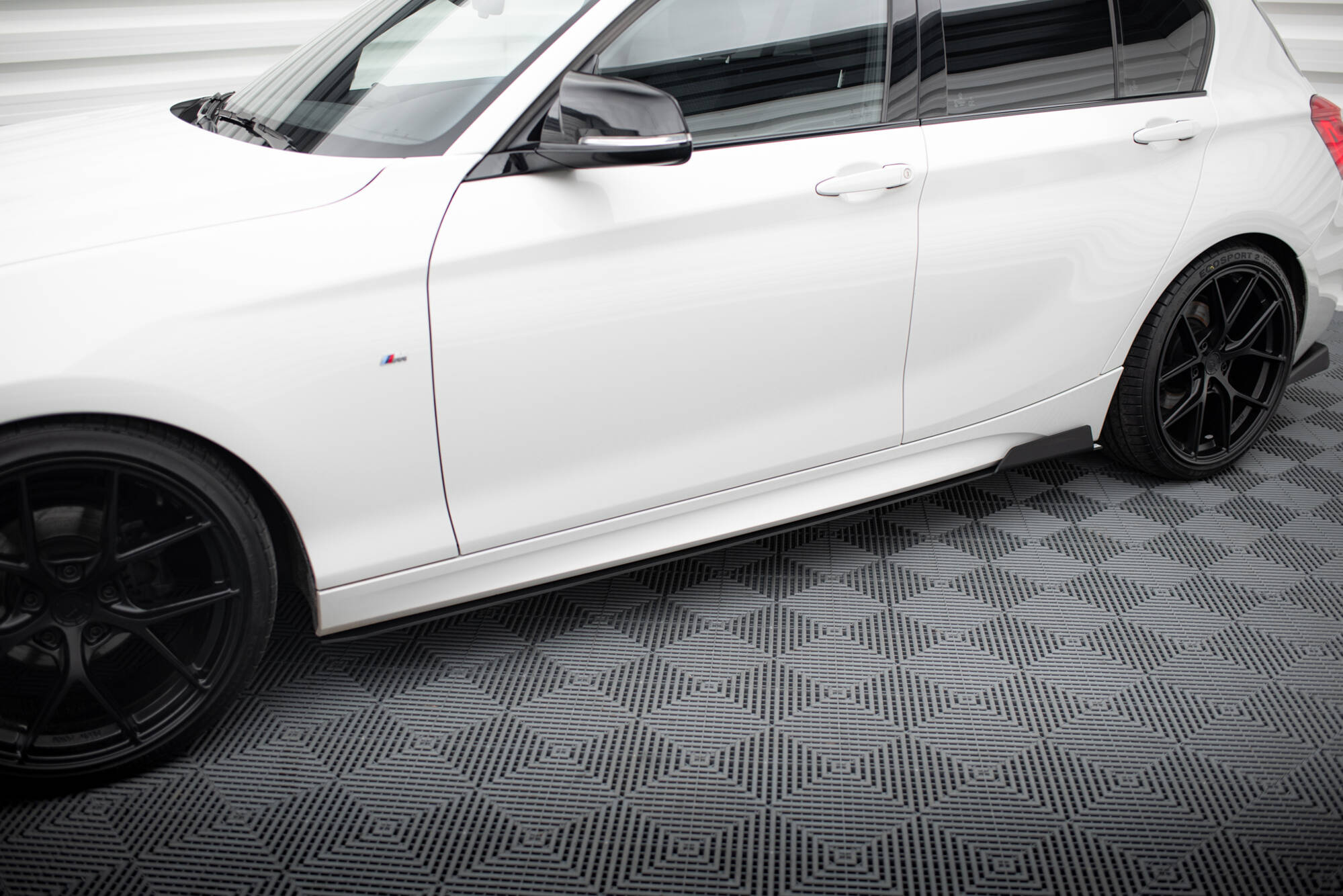 Sideskjørt BMW 1 F21 M135i / M140i / M-Pack