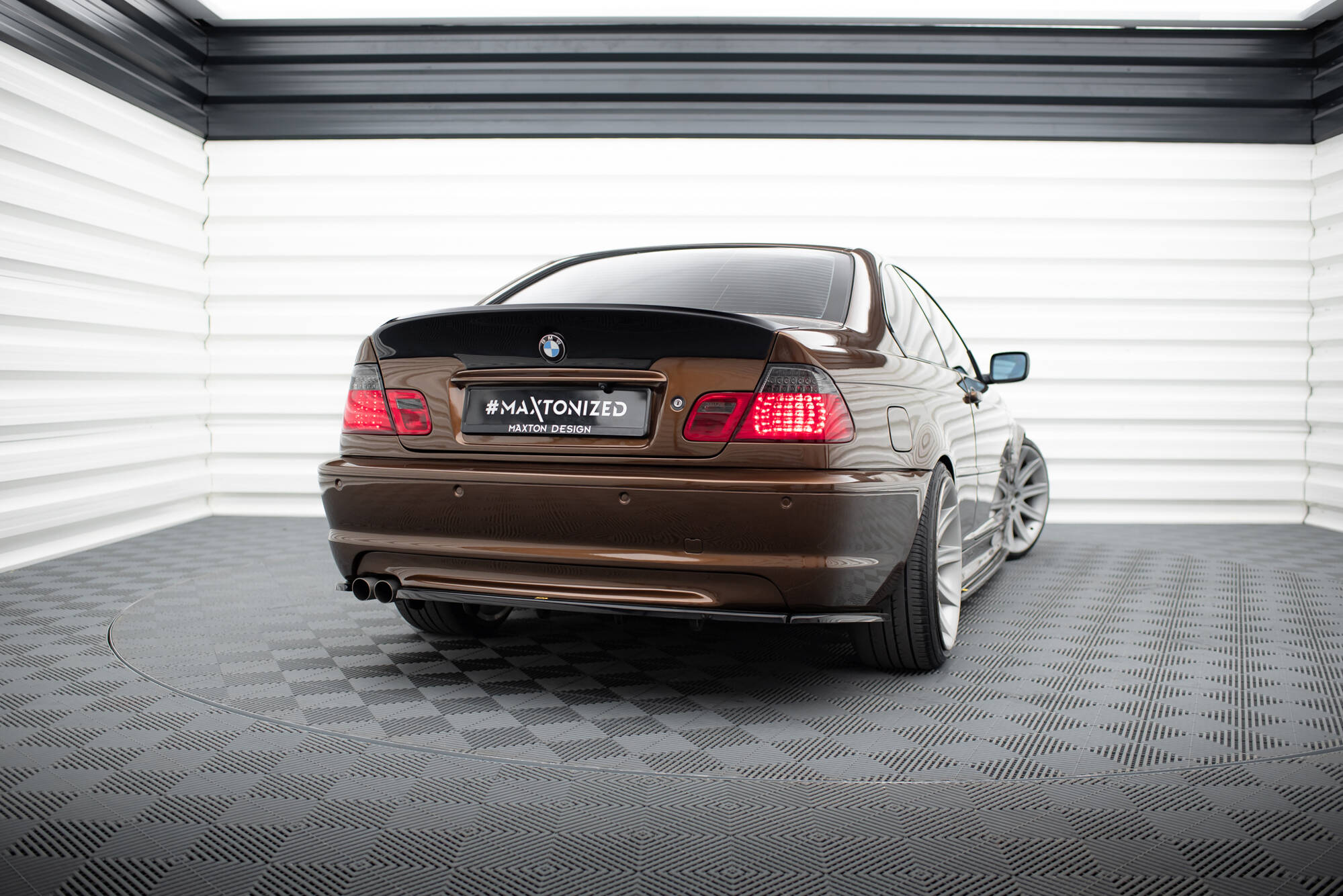 Bakre Flaps BMW 3 E46 M-Pack Coupe - Bilde 3