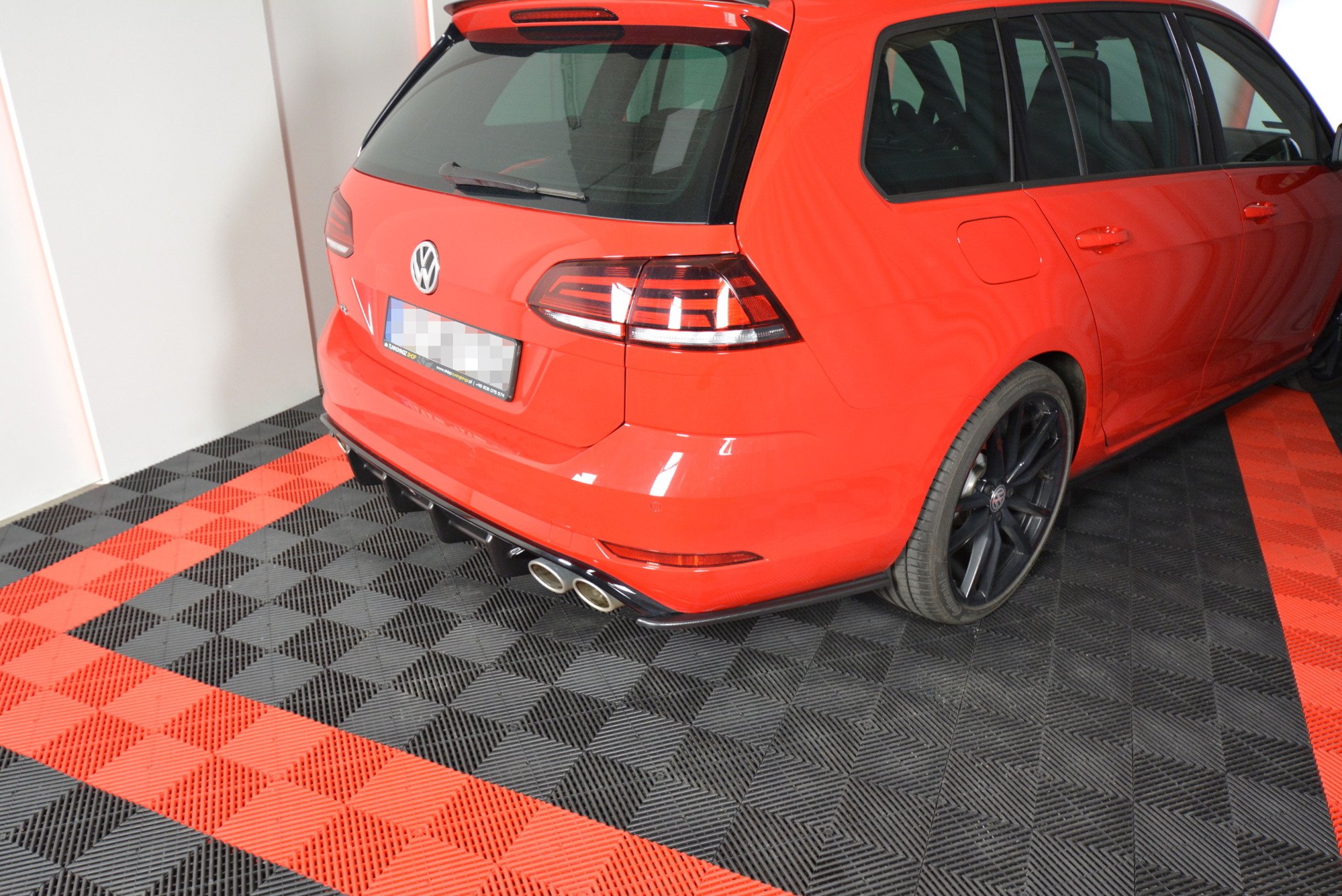 Bakre Flaps V.1 VW Golf 7 R VARIANT Facelift - Bilde 2