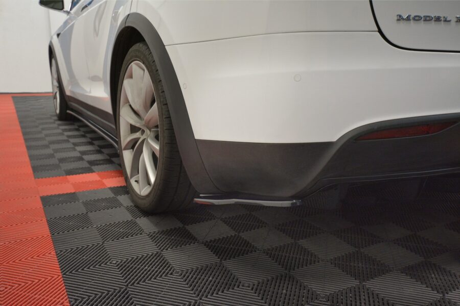 Bakre Flaps V.2 Tesla Model X – bilde 1 av 6