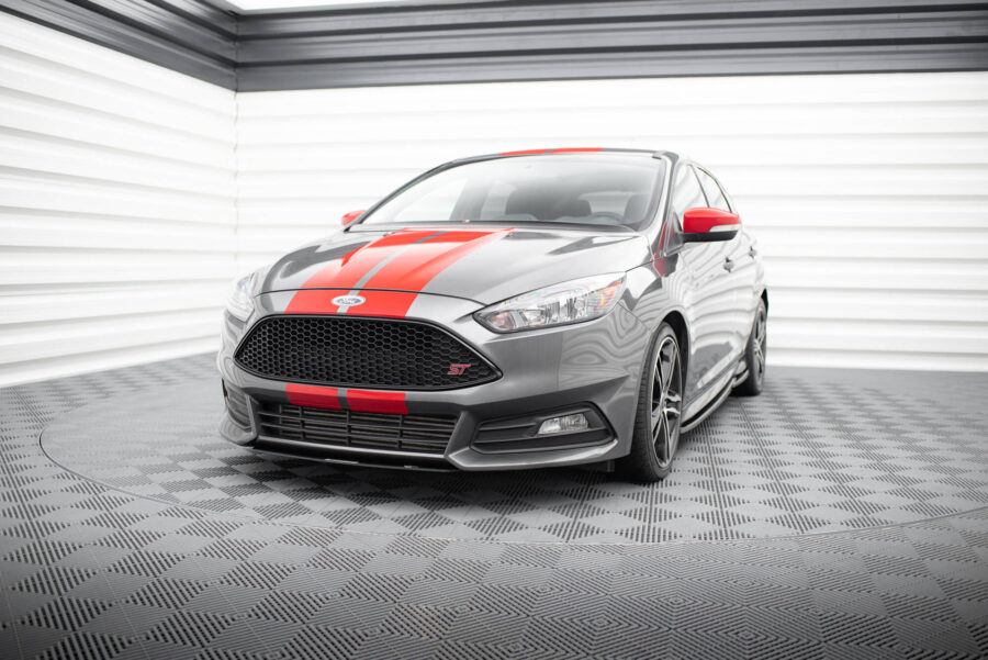 Frontleppe Racing Ford Focus ST Mk3 FL V.3 – bilde 2 av 3