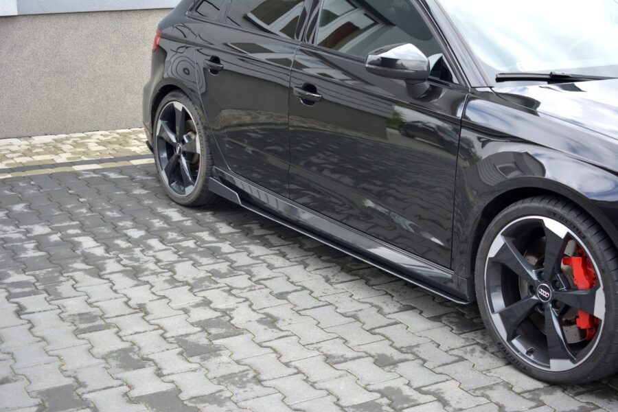 Sideskjørt Racing V.2 Audi RS3 8V FL Sportback – bilde 1 av 6