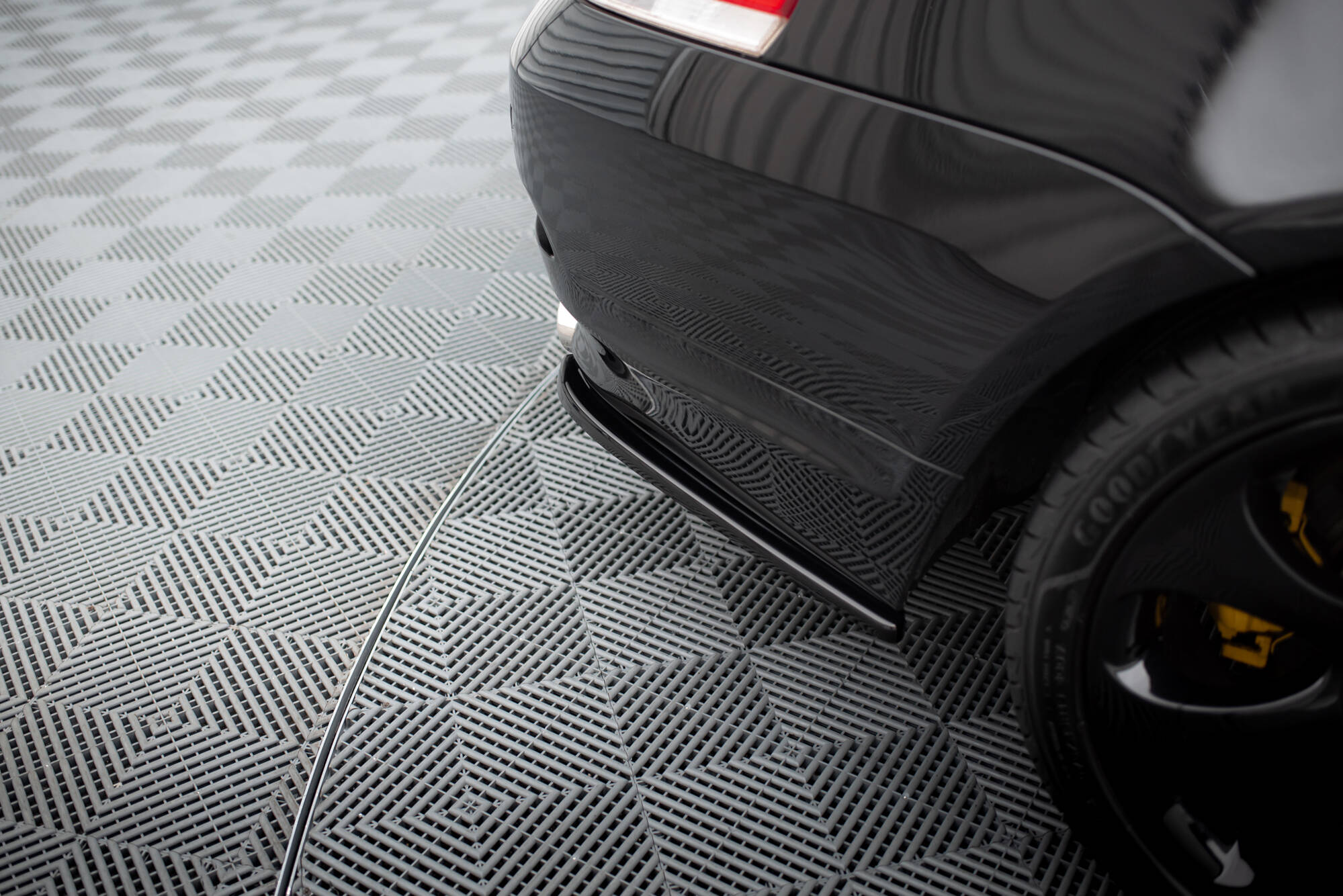 Bakre Flaps BMW 6 Coupe E63 / Cabrio E64 - Bilde 3