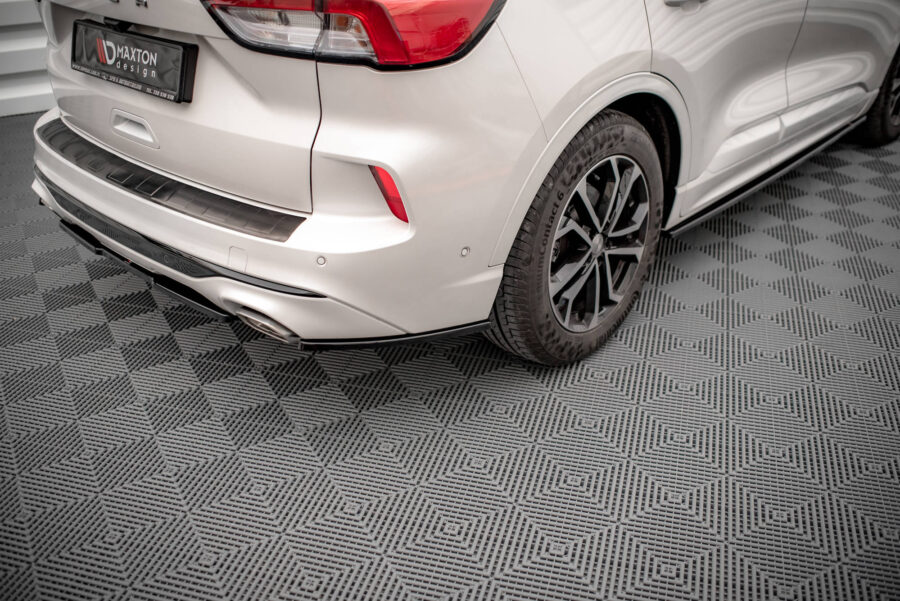 Bakre Flaps Ford Kuga ST-Line Mk3 – bilde 1 av 5