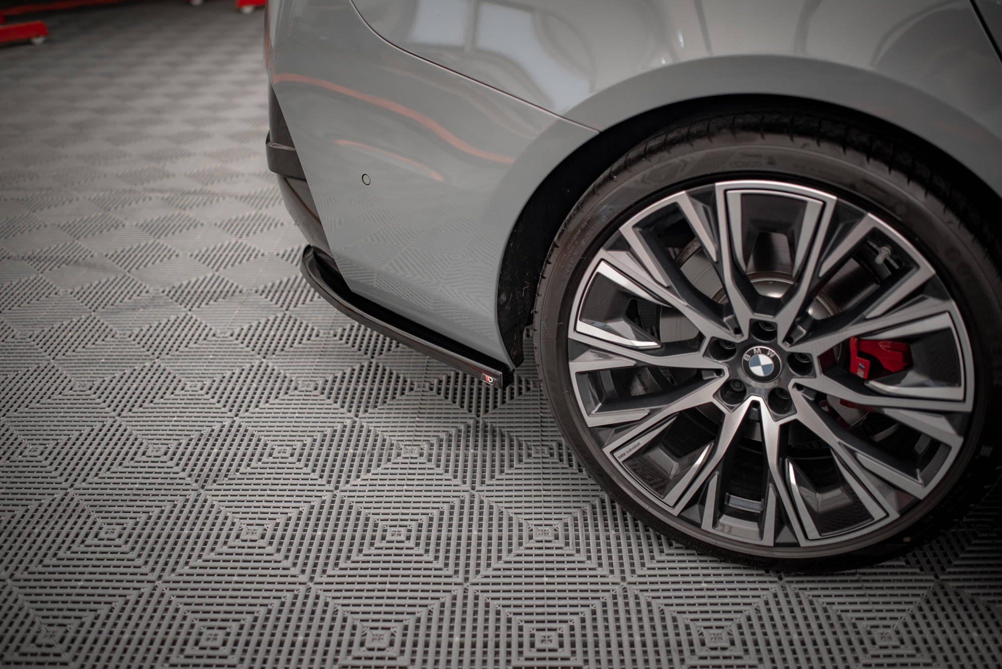 Bakre Flaps V.1 BMW 4 Gran Coupe M-Pack G26 - Bilde 3