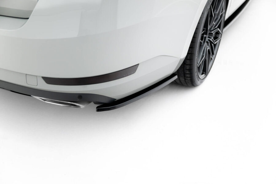 Bakre Flaps V.2 Skoda Superb Liftback / Combi Mk3 – bilde 1 av 5