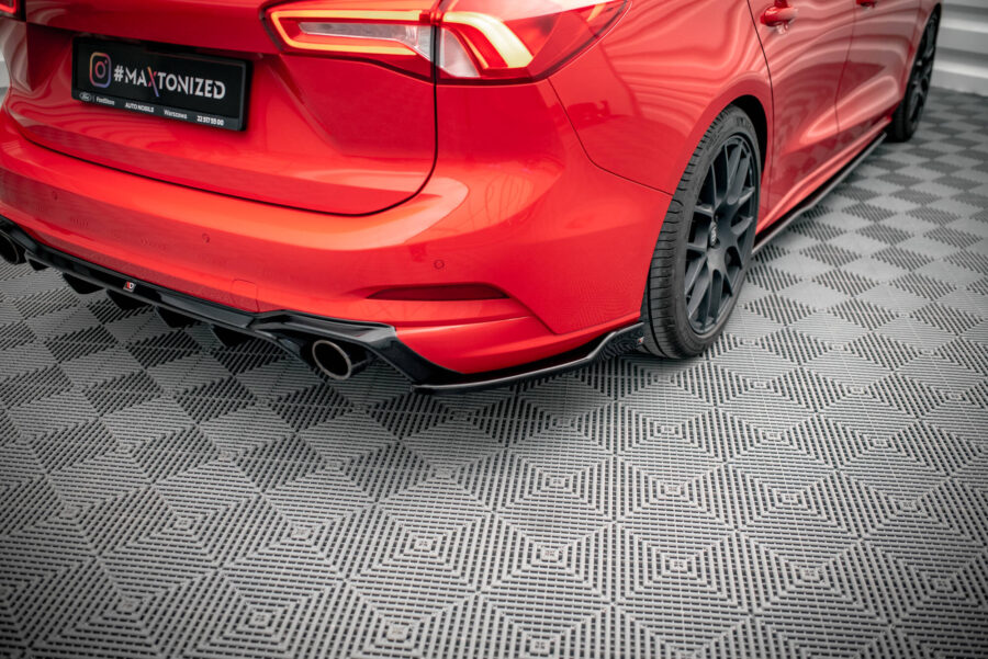 Bakre Flaps V.8 Ford Focus Estate ST Mk4 – bilde 1 av 5