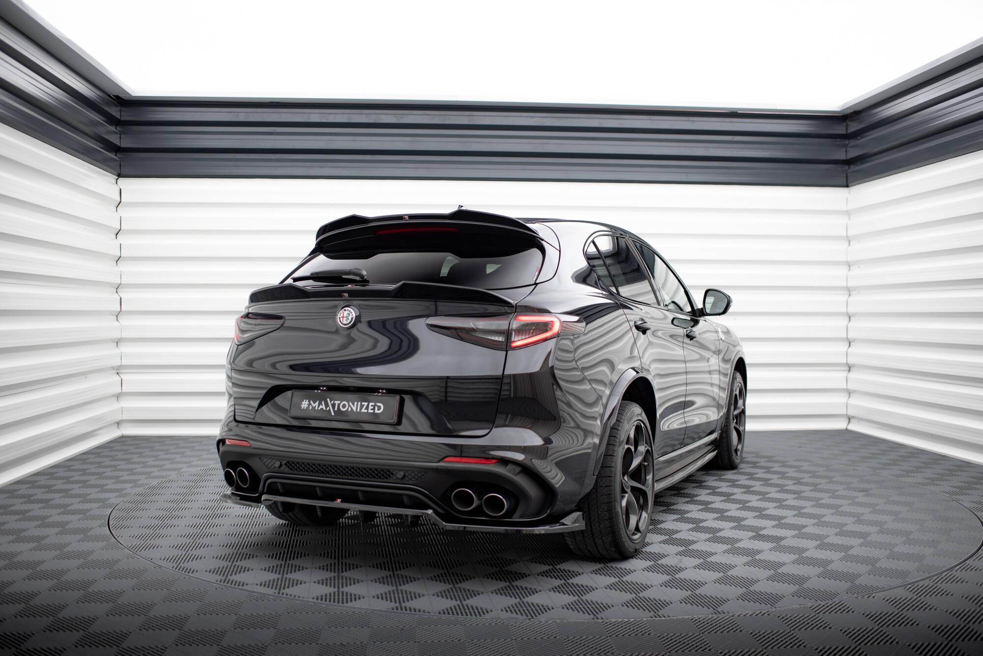 Diffuser Alfa Romeo Stelvio Quadrifoglio Mk1 - Bilde 3