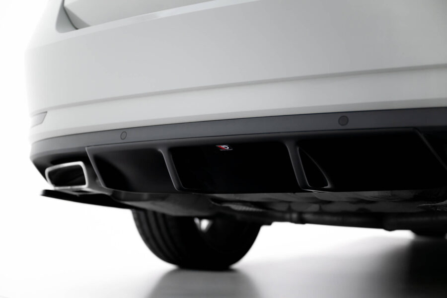 Diffuser V.1 Skoda Superb Liftback / Combi Mk3 – bilde 2 av 5