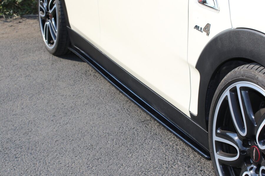 Sideskjørt Mini CLUBMAN S MK2 (F54) JCW – bilde 2 av 3