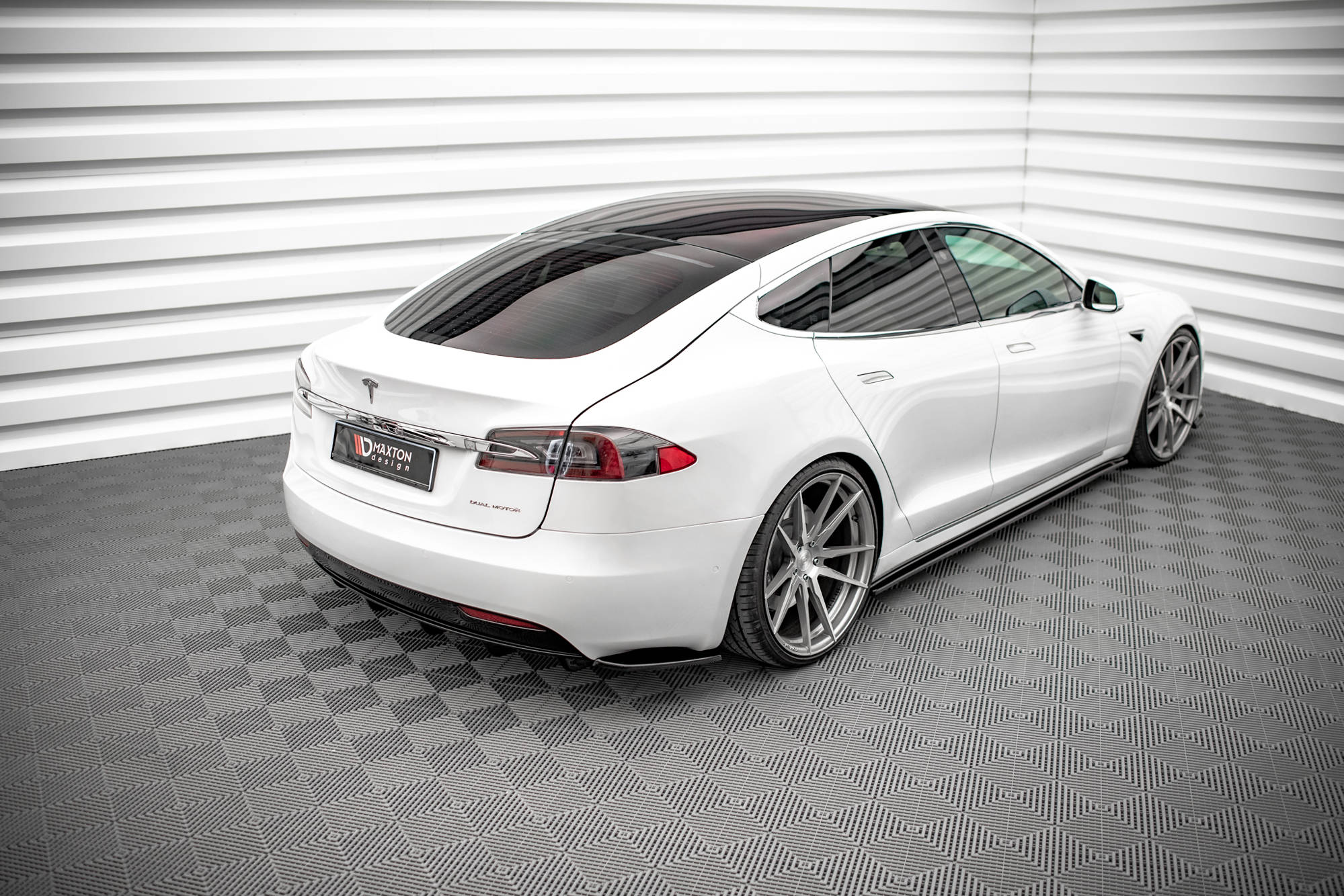 Sideskjørt Tesla Model S Facelift - Bilde 2