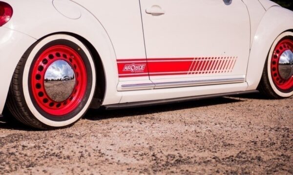 Sideskjørt VW BEETLE – bilde 1 av 4