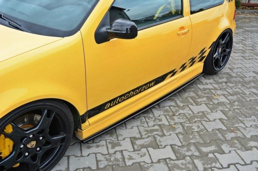 Sideskjørt VW Golf 4 R32 – bilde 1 av 5