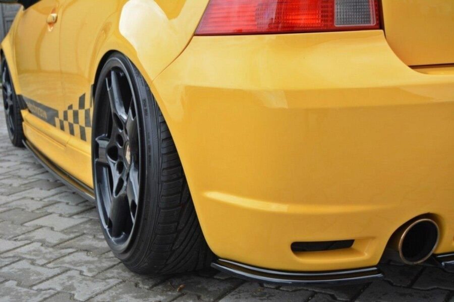 Sideskjørt VW Golf 4 R32 – bilde 2 av 5