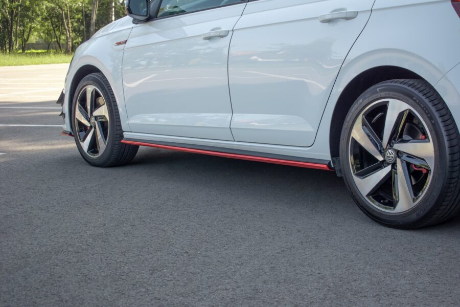Sideskjørt Flaps Volkswagen Polo GTI / R-line Mk6 – bilde 1 av 10