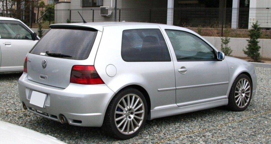 Sideskjørt Golf 4 3D < R32 Look >