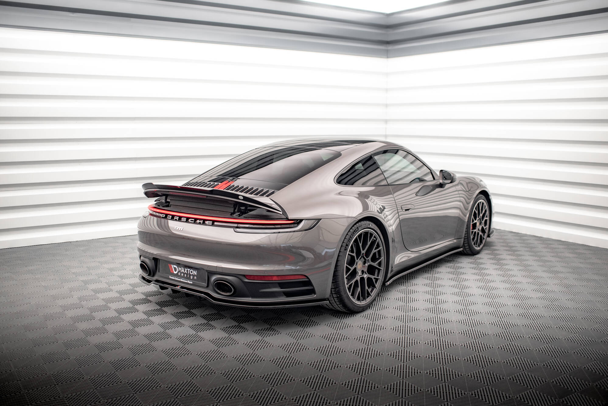 Splittersett Porsche 911 Carrera 4S 992 - Bilde 6