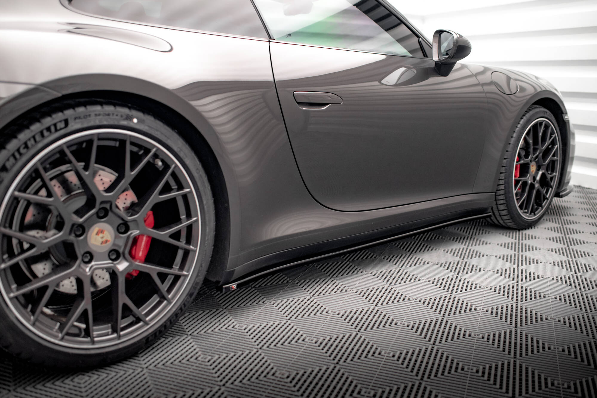 Splittersett Porsche 911 Carrera 4S 992 - Bilde 7