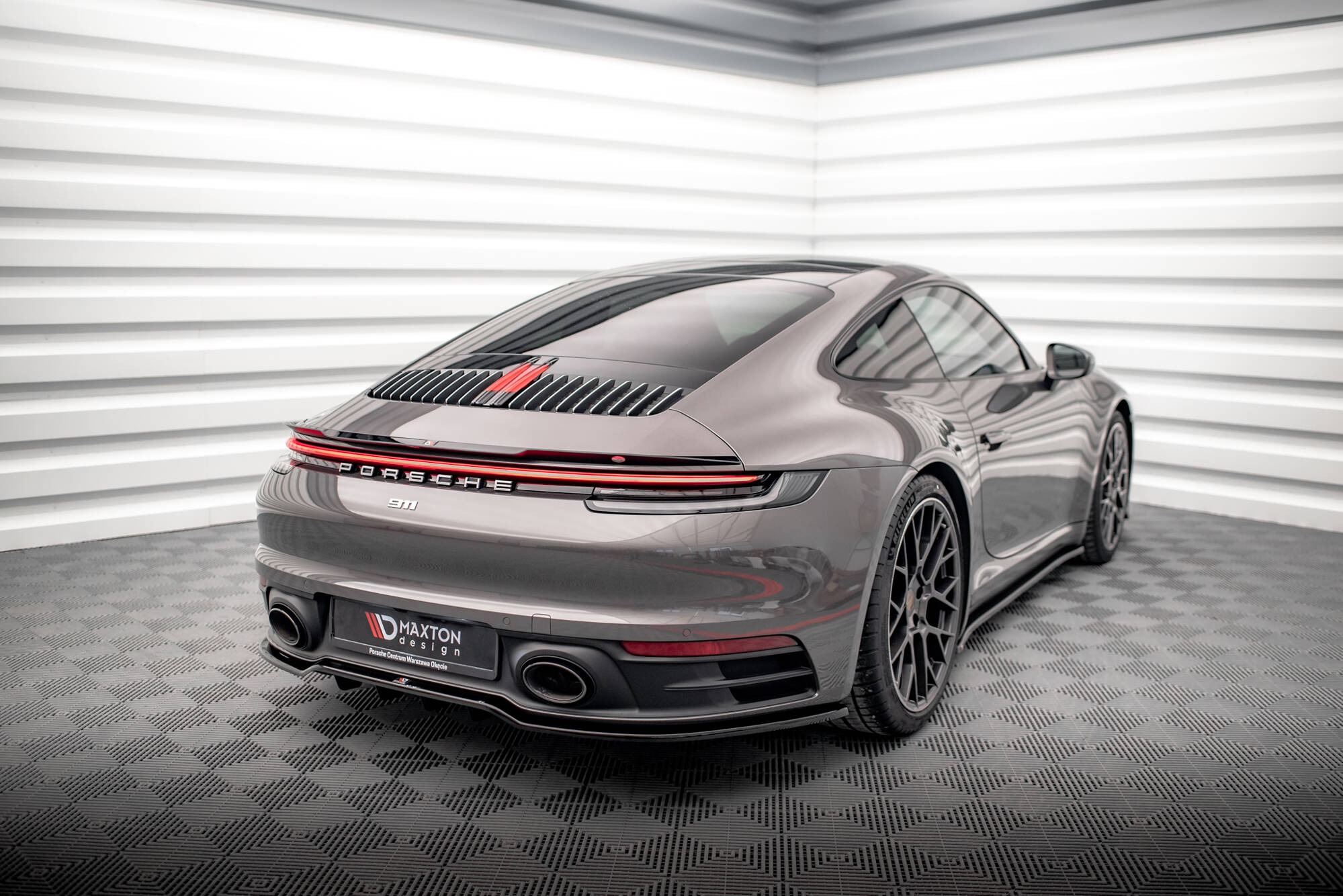 Splittersett Porsche 911 Carrera 4S 992 - Bilde 8