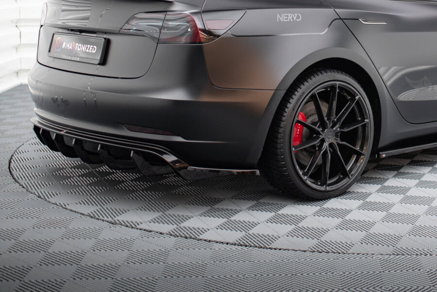 Splittersett Tesla Model 3 – bilde 15 av 23