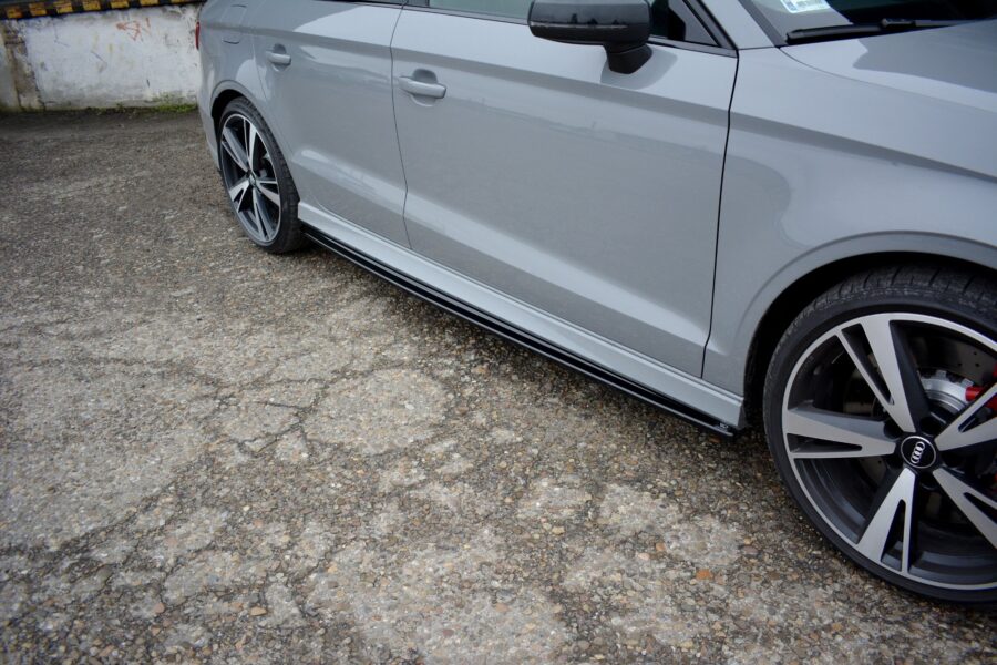 Sideskjørt Audi RS3 8V FL Sedan – bilde 1 av 5