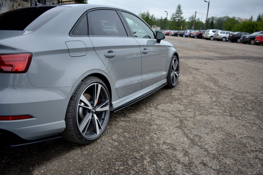 Sideskjørt Audi RS3 8V FL Sedan – bilde 3 av 5