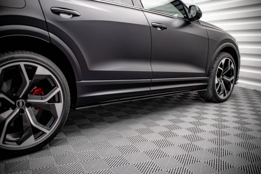 Sideskjørt Audi RSQ8 Mk1 – bilde 1 av 5