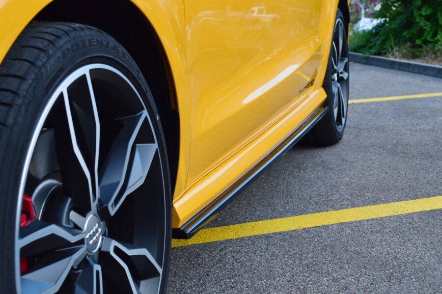 Sideskjørt Audi S1 8X – bilde 2 av 4