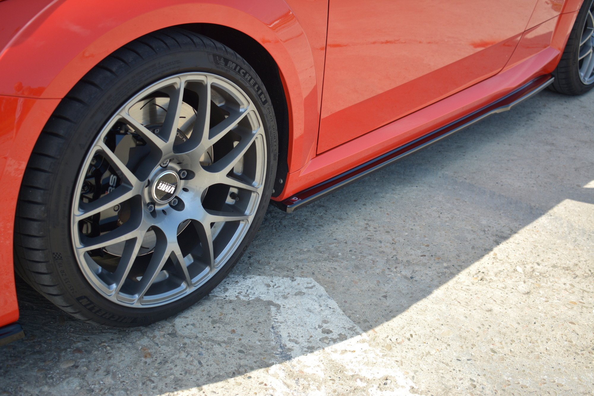 Sideskjørt Audi TT RS 8S - Bilde 3