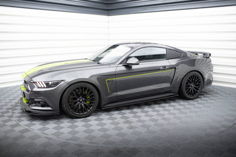 Sideskjørt Ford Mustang GT Mk6 – bilde 3 av 5