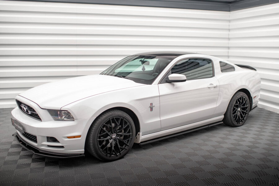 Sideskjørt Ford Mustang Mk5 Facelift – bilde 2 av 5